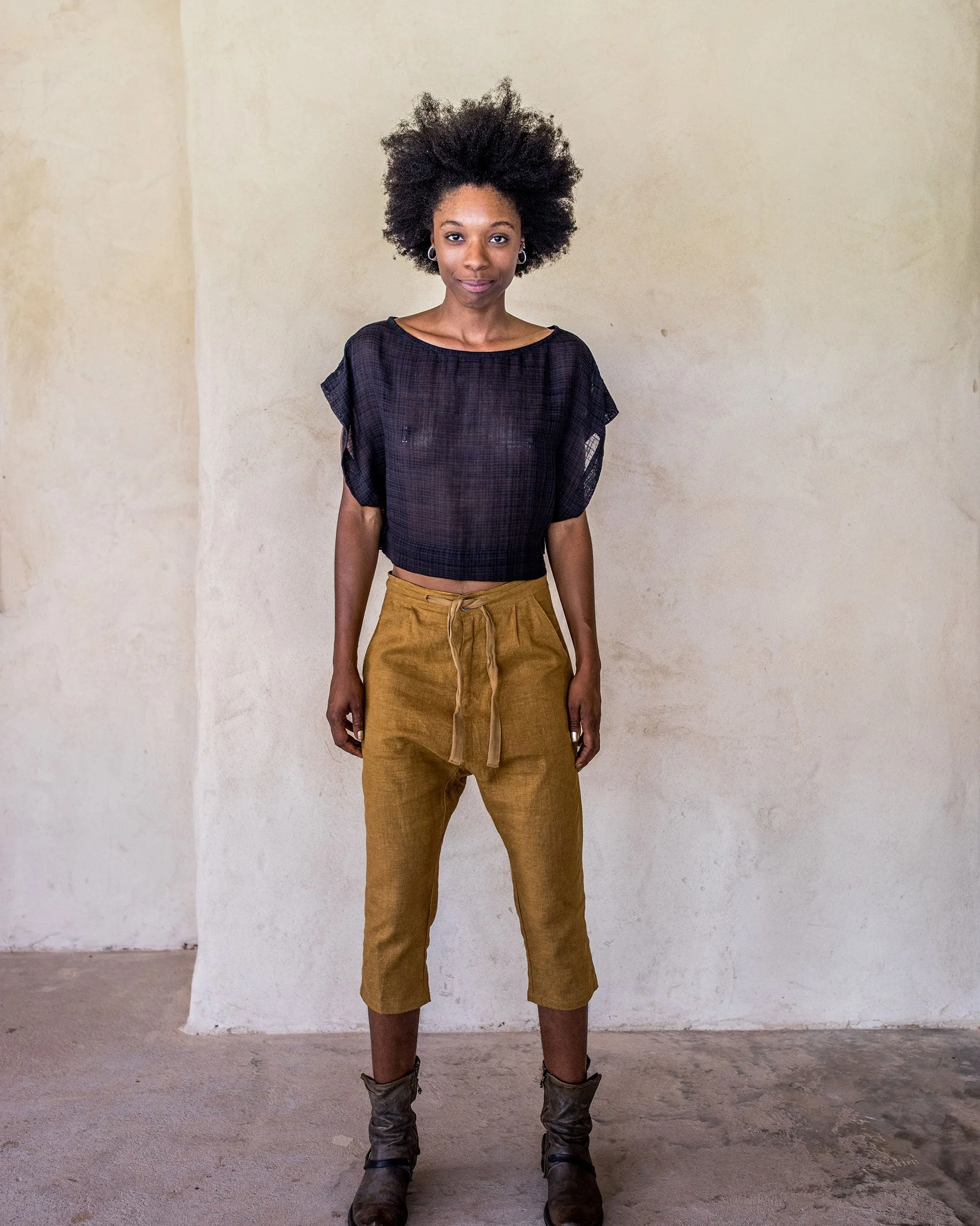 Hayley Crop - Black