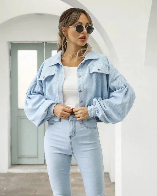 Isabella - modieus cropped jasje van corduroy met lantaarnmouwen
