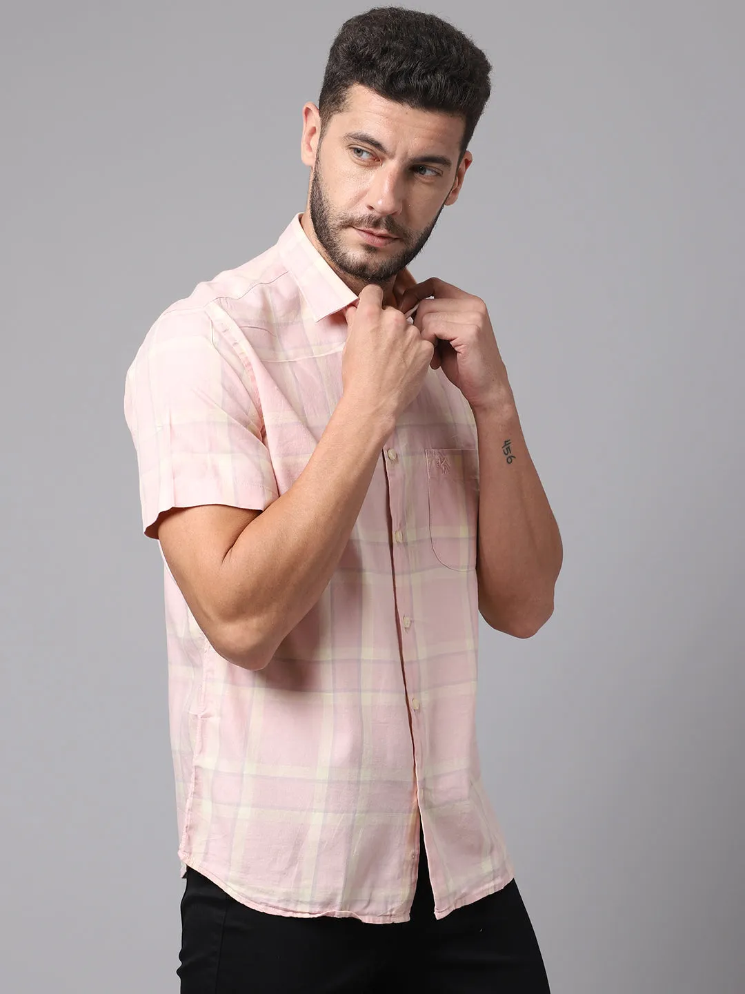 Men's Light Pink Casual Big Checks Half Sleeve Shirt
