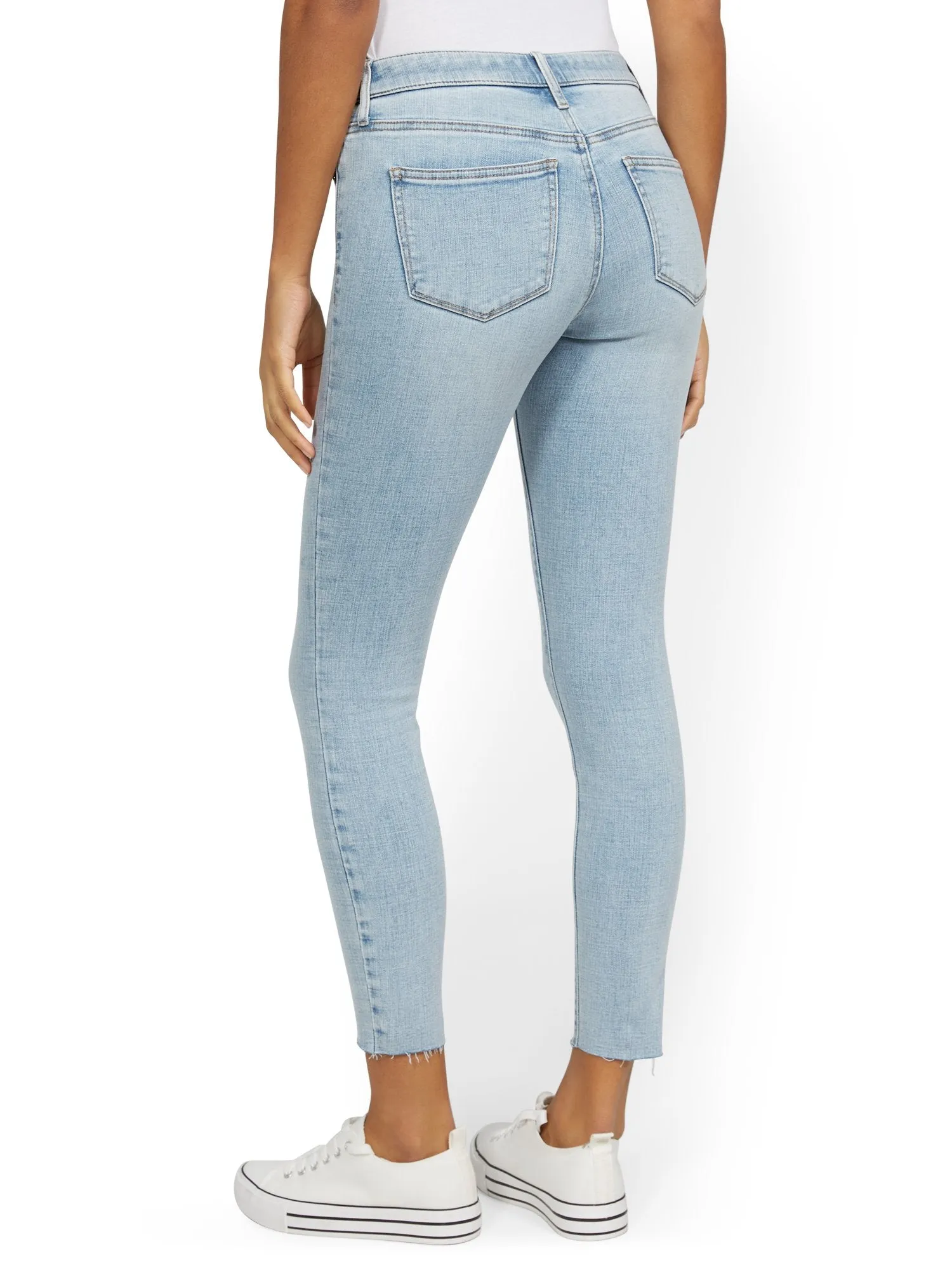 Tall Lexi Mid-Rise Super-Skinny Ankle Jeans